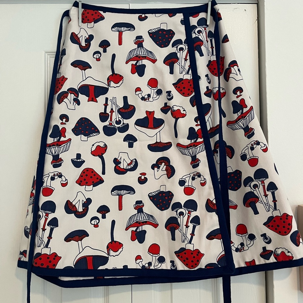 Vintage mushroom printed apron skirt. Reversible!